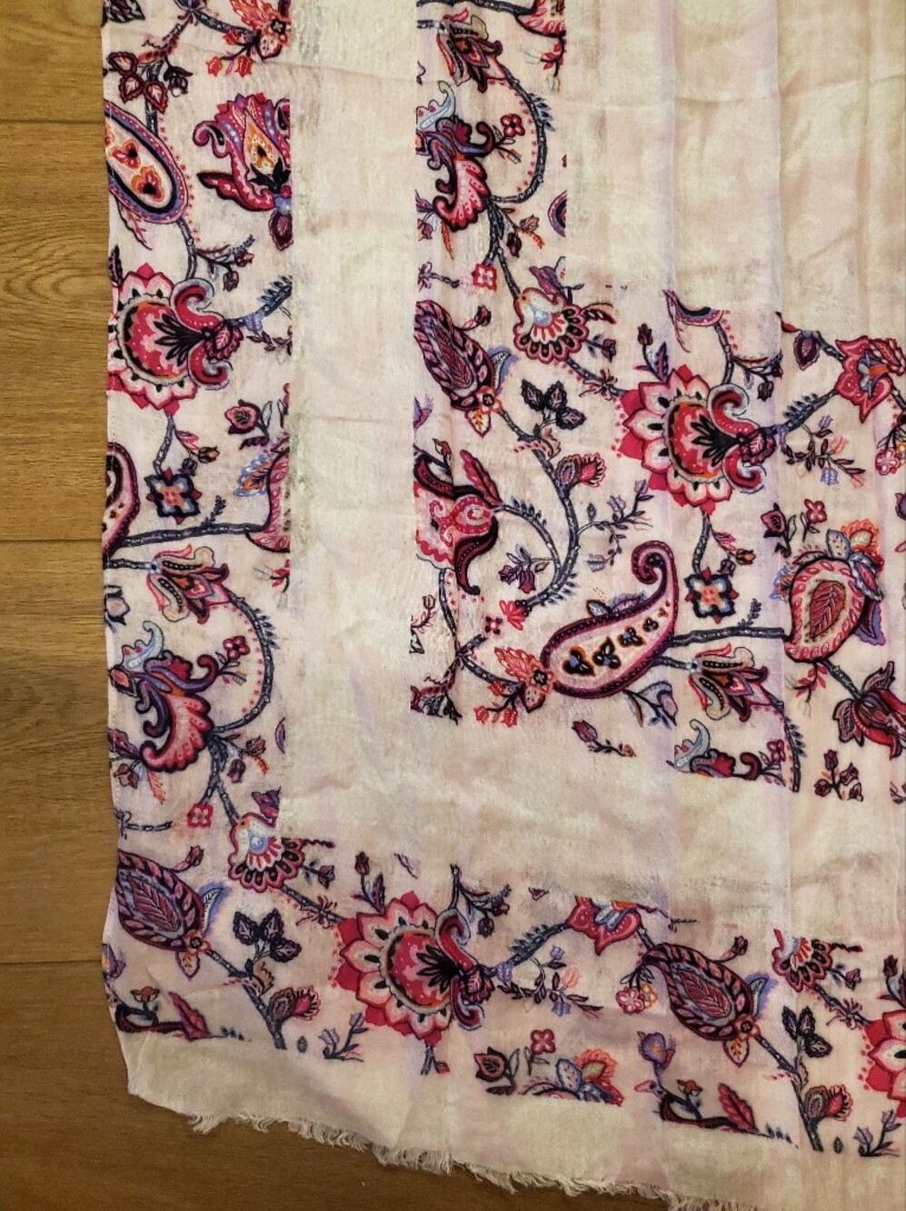 Vera Bradley Light Pink Paisley Women's Scarf - Soft Floral Print - Picture 4 of 11